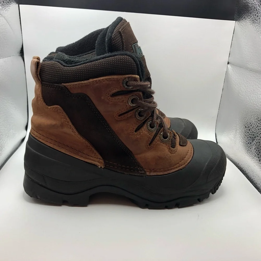 Kamik womens brown snow boots size 6